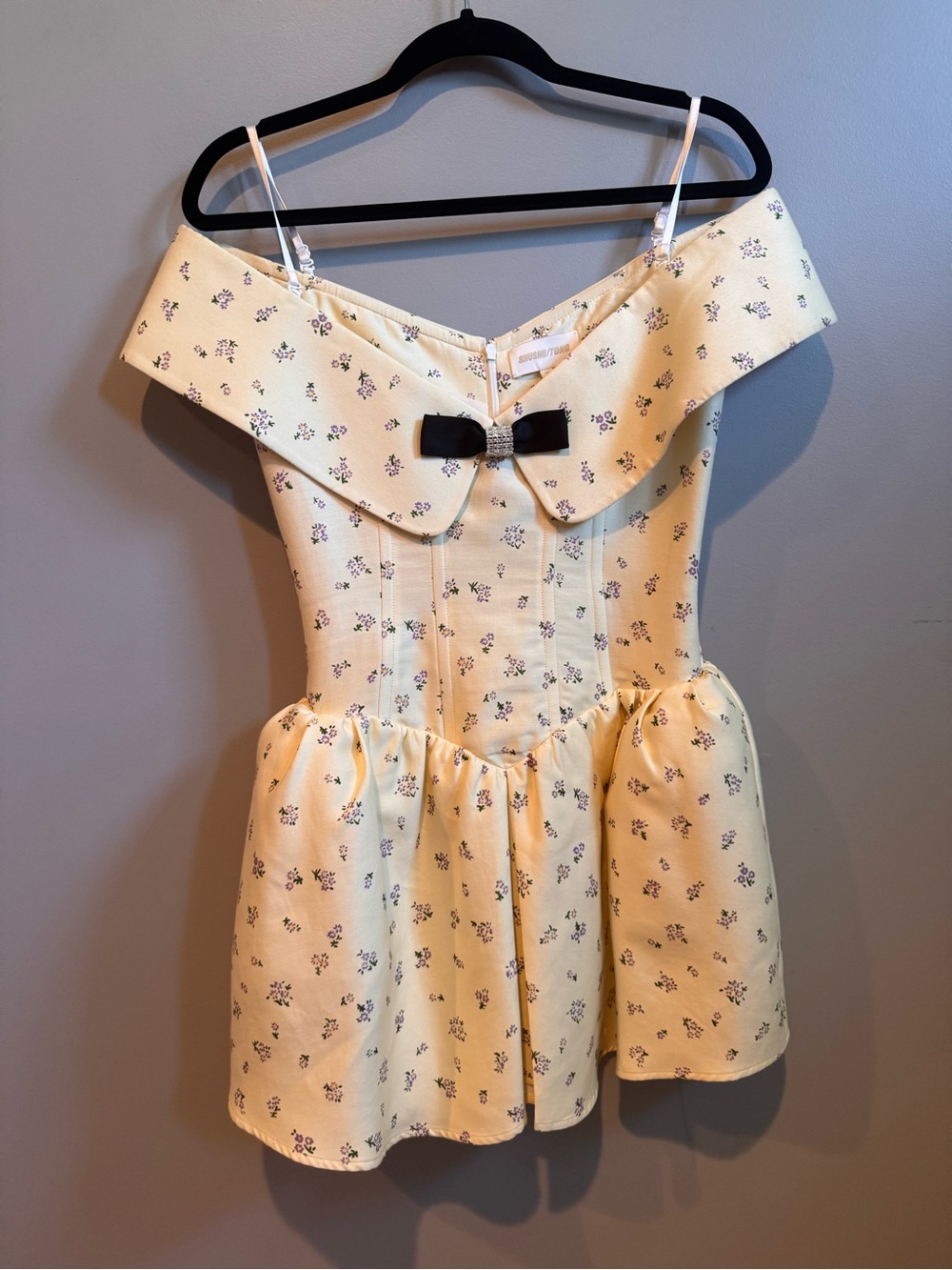 Off-Shoulder Yellow Floral Mini Dress - Picture 3 of 7